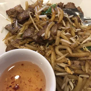 21. Beef Fried Short Rice Noodle "Lot Cha"
