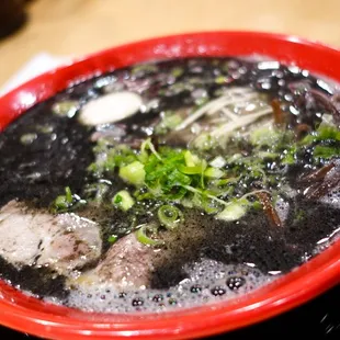 Black tonkotsu