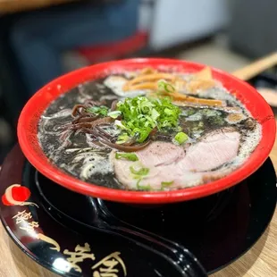 Black Tonkotsu