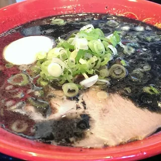 Black Tonkotsu Ramen