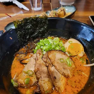 Tonkatsu black ramen