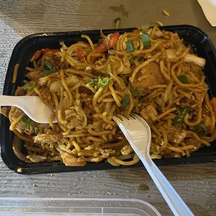 ramen and noodles, food