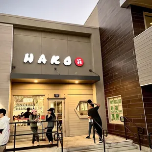 Resto front