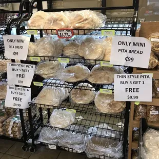 Fresh pita..yum.