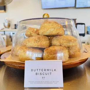 This has got to be the BEST Buttermilk Biscuit on the East Side of O&apos;ahu!!!