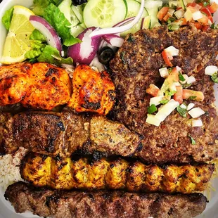 Full Cambo Order Online   https://www.clover.com/online-ordering/halal-bitez-gyro-kabab-carmichael