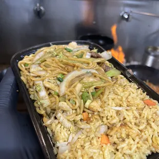 Lo mein dinner combo
