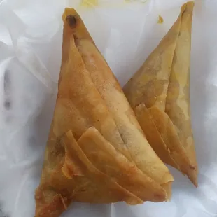Chicken and beef samosas
