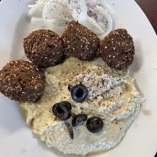 Hummus and Falafels