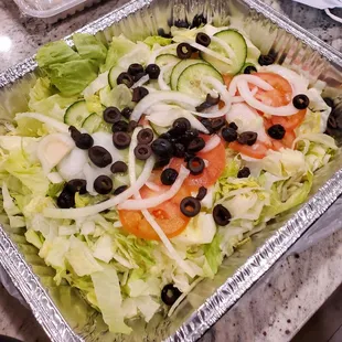 Salad for family meal for 5-6 people