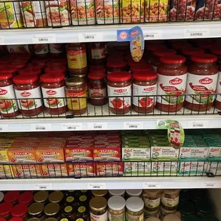 Many options for canned food and tomato paste, Sardine, and Tuna