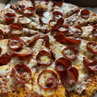 Pepperoni pizza