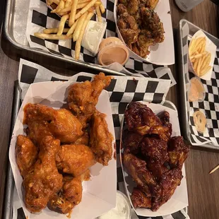 chicken wings, fried chicken wings, poultry, bbq chicken, chicken, chicken wings and fried chicken, food, bbq wings, fried chicken