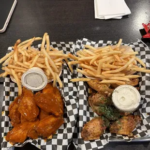 chicken, poultry, bbq wings, fried chicken wings, bbq chicken, chicken wings and fried chicken, food, fried chicken, chicken wings