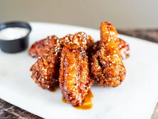 D&N Hot Wings