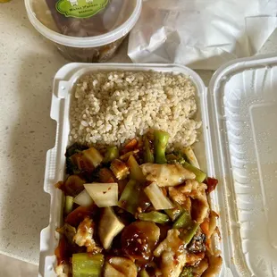 #2 Chicken Garlic Sauce lunch with Hot Sour Soup