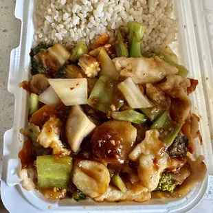 #2 Chicken Garlic Sauce lunch