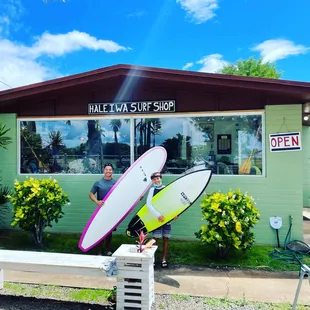Surfboard rentals and sale