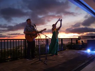Waikiki Sunset Luau