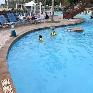 Kids in the pool prior to the 15 min required kids getting kicked out