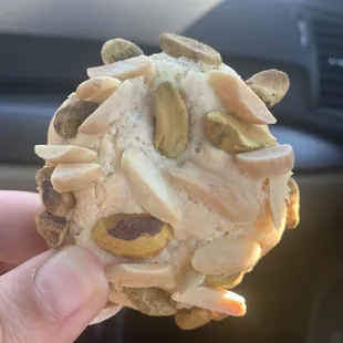 Almond cookie with pistachio &amp; almond toppings