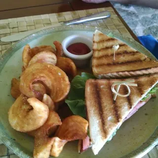 Spicy Tuna Club* **