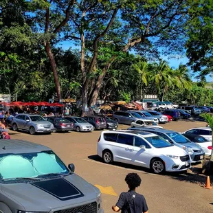 Haleiwa Town - Food Truck Lot (05/21/23). #HaleiwaBeachPark #Haleiwa #NorthShore #Hawaii #BeachLife