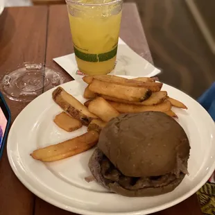 For the Keiki - 12 Years &amp; Under Hamburger