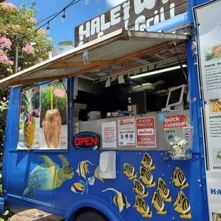 Haleiwa seafood truck