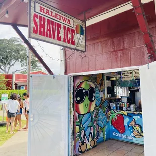 the entrance to haleiwa shave ice