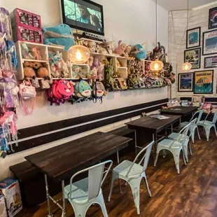 Scoop of Paradise. Ice cream and gift shop. YUMMMM