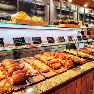 Halekulani Executive Pastry Chef, Nassim Bounoya. Restaurants at Halekulani &amp; Halekulani Bakery at Halepuna Waikīkī.