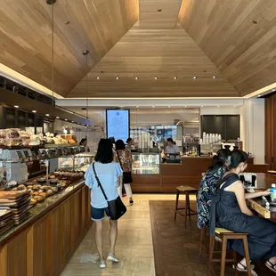 the interior of halekulani