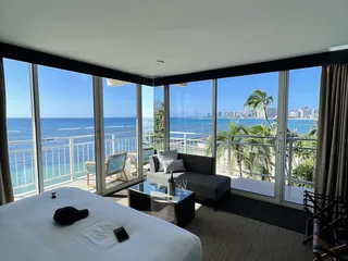 Kaimana Beach Hotel