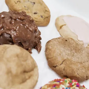 a variety of cookies