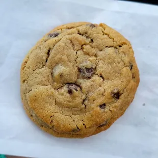 Chocolate chip cookie