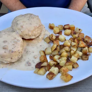 Biscuits and gravy with potatoes