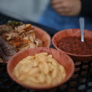 1 meat combo platter, mac n cheese, baked beans