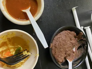 Pupuseria y Antojitos Guanaquitas