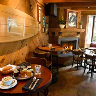 sushi and sashimi, interior