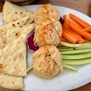 Mavericks Hummus
