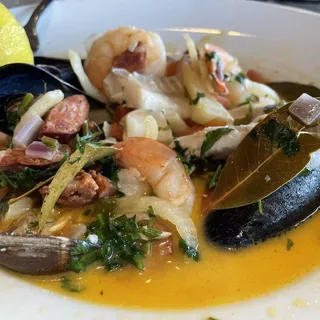 Avo's Portuguese Fisherman's Stew