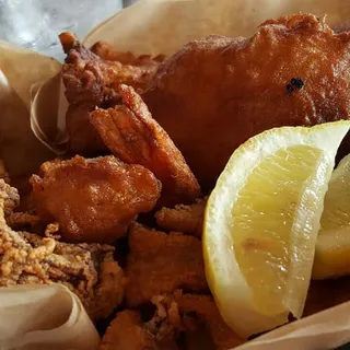 Crispy Seafood Sampler