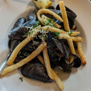 Mussels & Fries