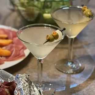Dirty HMB Martini
