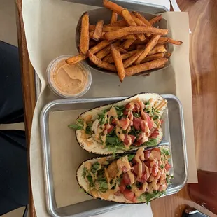 Shrimp Tacos abs Sweet Potato Fries!! Ain't nothing but DELICIOUS!!!