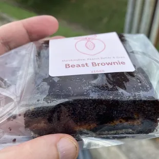 Half-Peach Bakery & Cafe