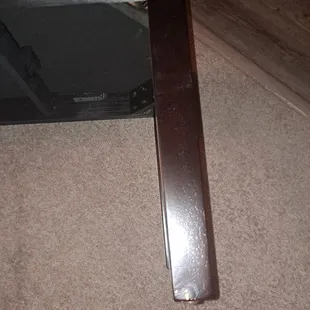 Thus doesn't look like quality furniture