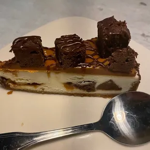 Chocolate brownie caramel cheesecake
