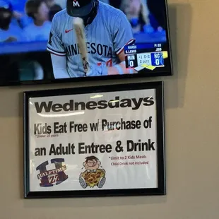 Kids eat free Wednesdays